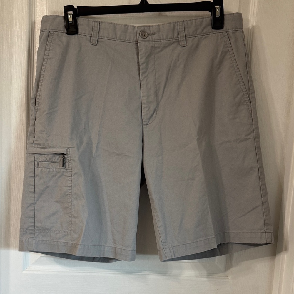 Greg Norman Collection Light Gray Cargo Shorts